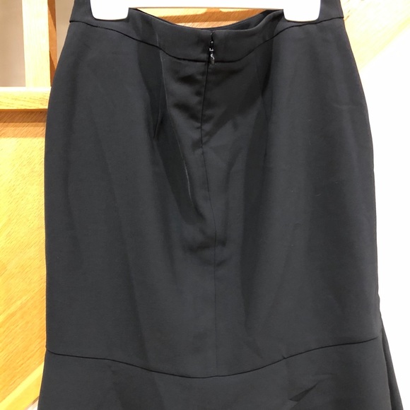 Ann Taylor - Ruffles Skirt - Picture 4 of 5